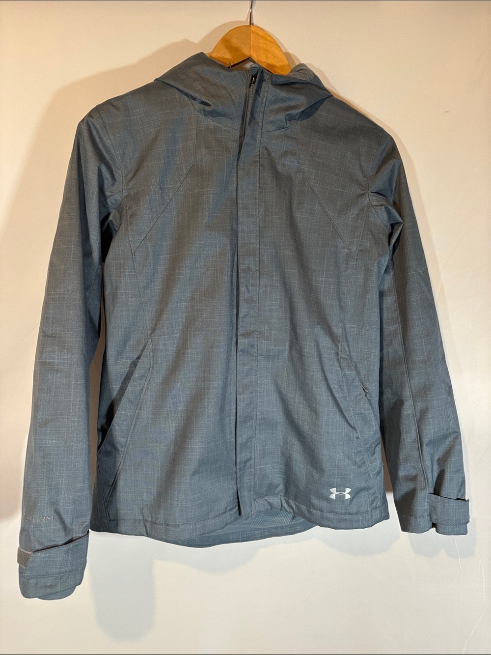Under Armour women’s blue Hooded 3-in-1 winter Jacket